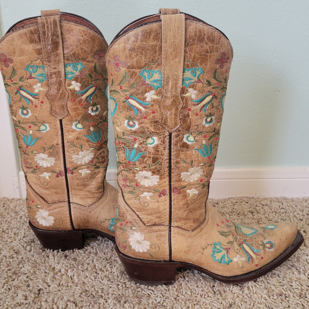 Cowgirl Embroidered Boots